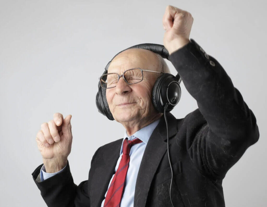 Man dancing with headphones 