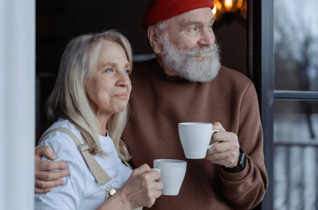 Older couple drinking tea 